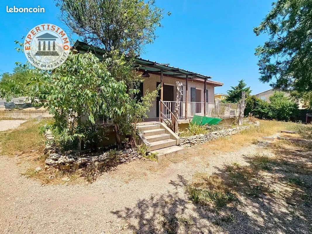 Maison 4 pièces 80 m² · à La Fare-les-Oliviers · 80 m² · 240 000 €
