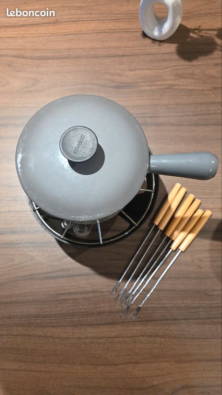 Service à Fondue Cousances - Caquelon En Fonte Noire - Complet - Occasion - Rouge