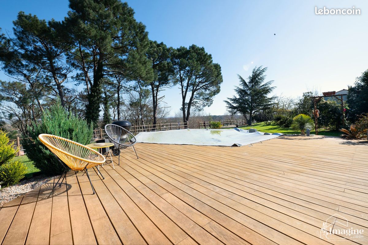 Maison 6 pièces 215 m² · à Graulhet · 215 m² · 370 000 €
