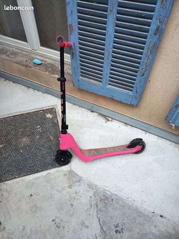 Trotinette Aéro 3-7 ans (image 1)