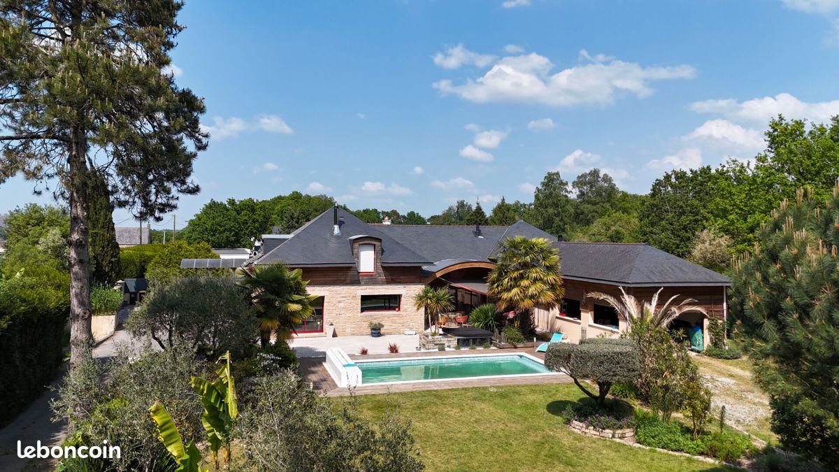 Maison 7 pièces 270 m² · à Sainte-Anne-d'Auray · 270 m² · 819 000 €