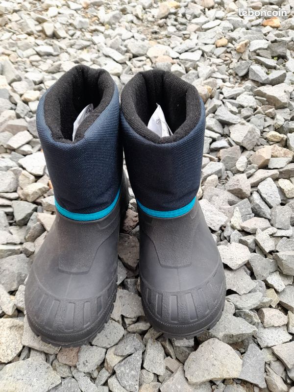 Bottes de neige enfant taille 26 27 Chaussures