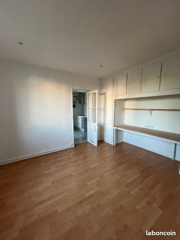 Appartement 1 pièce 23 m² · au Kremlin-Bicêtre · 23 m² · 870 €/mois