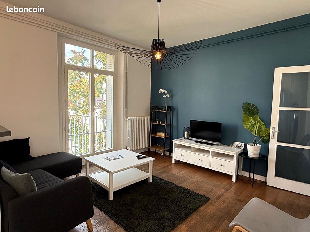 Appartement 5 pièces 121 m² · à Clermont-Ferrand · 121 m² · 1 825 €