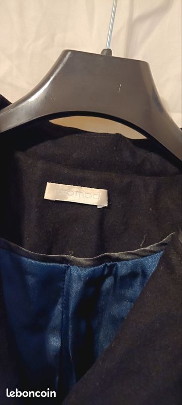 Long manteau Promod (40)
60% laine
Très peu porté (image 2)