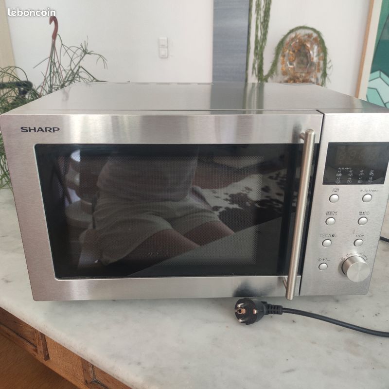 Micro ondes Sharp R28 ST (image 1)