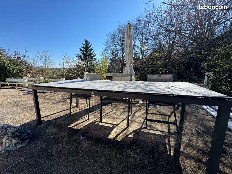 Table extérieure STERN (image 1)