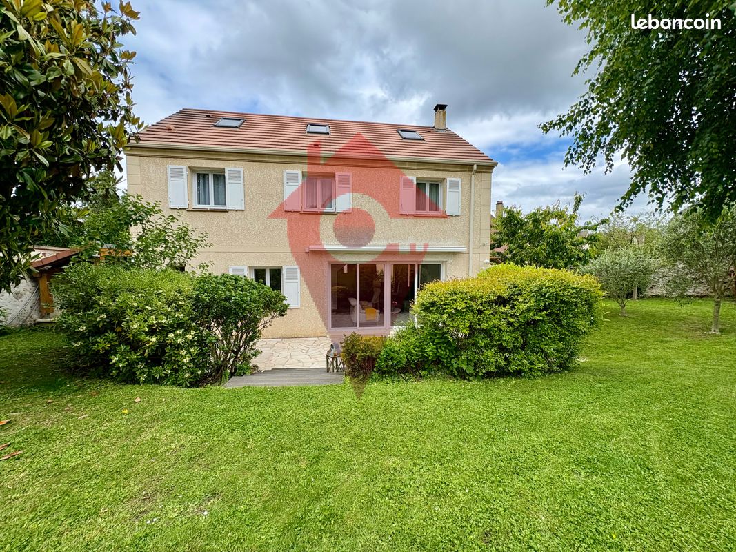 Maison 6 pièces 139 m² · à Orgeval · 139 m² · 728 000 €