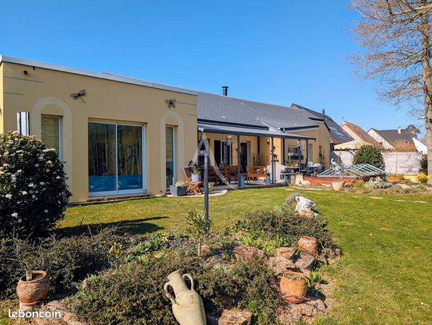 Villa 7 pièces 256 m²