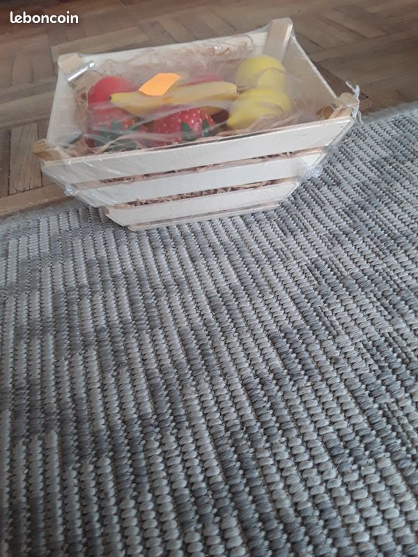 Fruits pour dinette dans cagette (image 1)