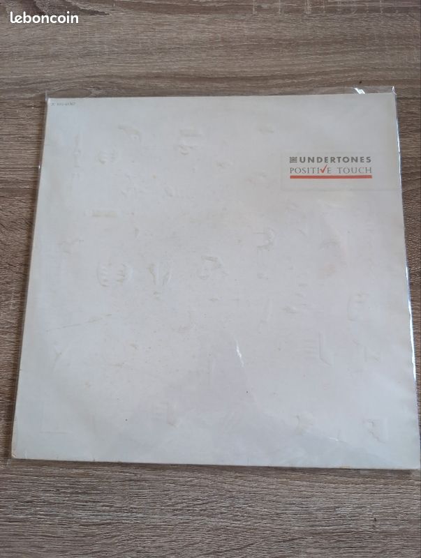 Vinyle 33T The Undertones Positive Touch 1981 (image 1)