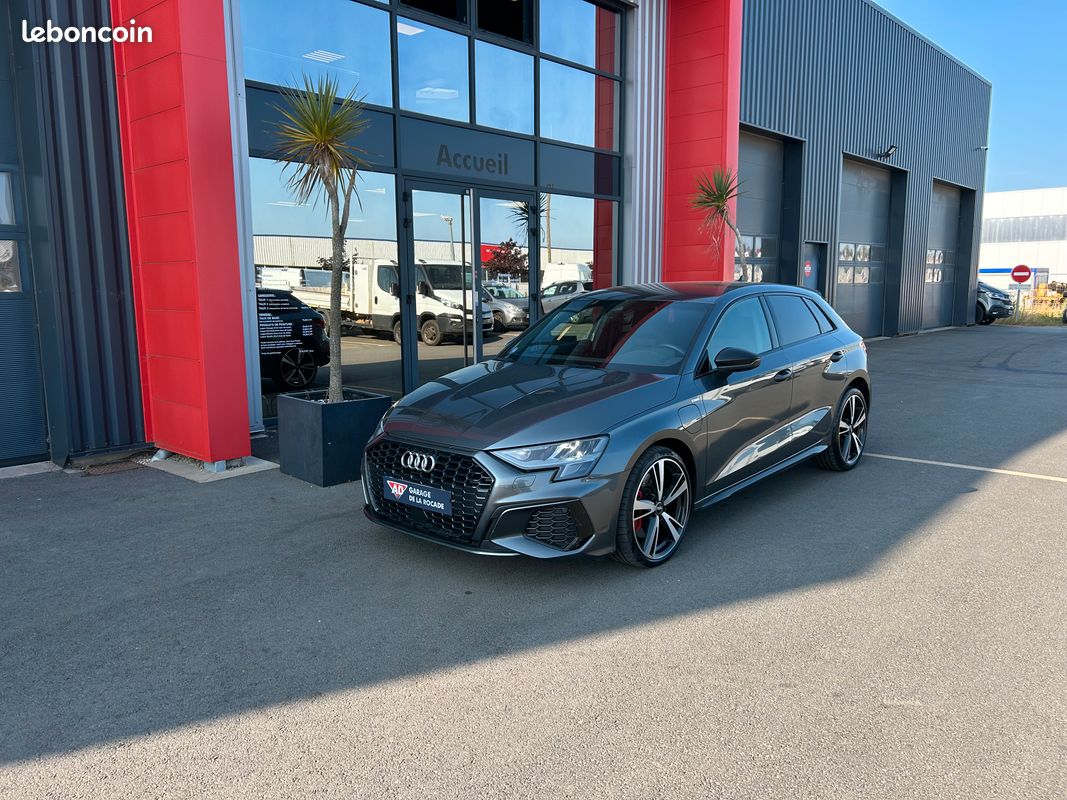 Audi A3 Sportback 45 TFSI e 245ch Competition S tronic 6 (image 1)