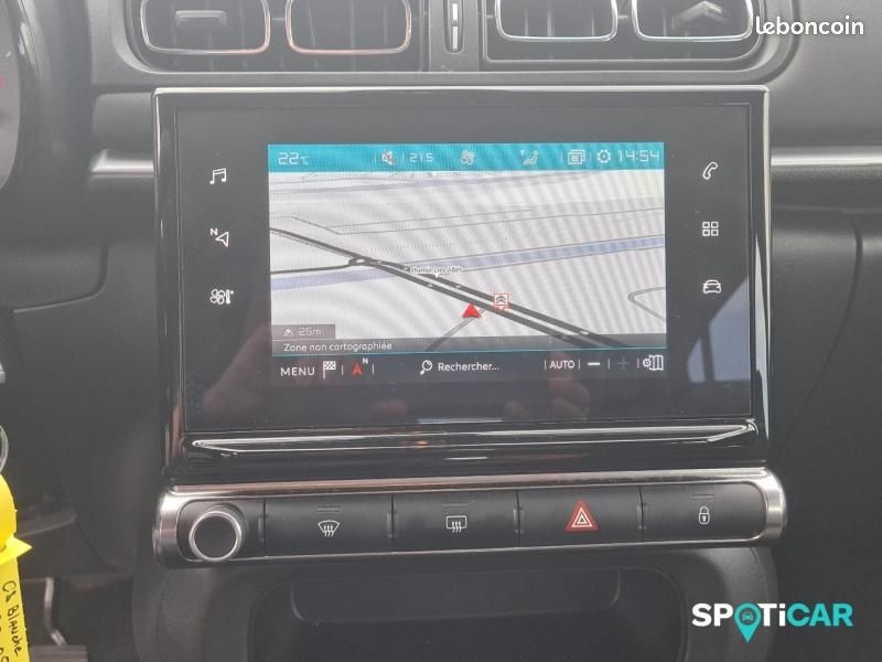 Citroen C3 1.2 PureTech 110ch S&S C-Series 120-121g (image 16)