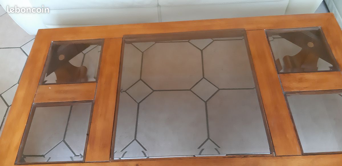 Table de salon en bois et verre (image 4)