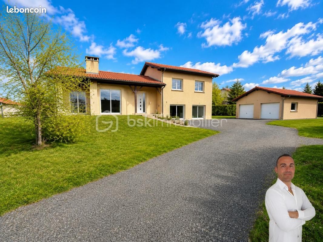 Maison 7 pièces 175 m² · à Saint-Just-Saint-Rambert · 175 m² · 475 000 €