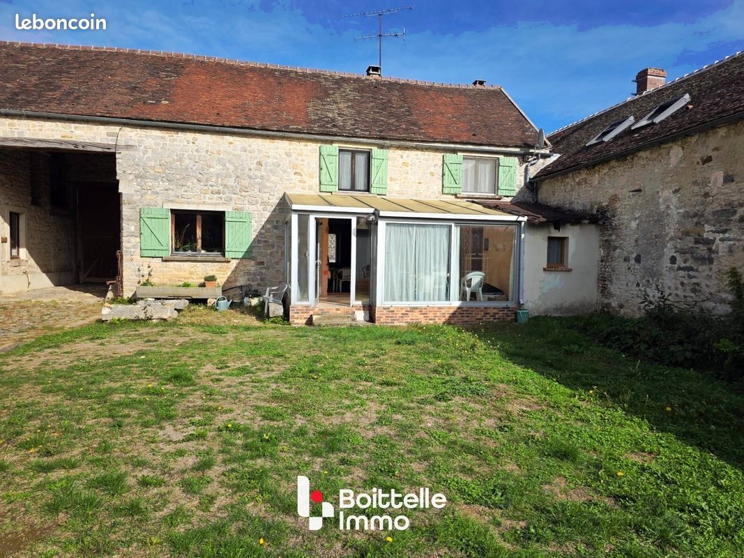 Maison 5 pièces 149 m² · à Oncy-sur-École · 149 m² · 249 000 €
