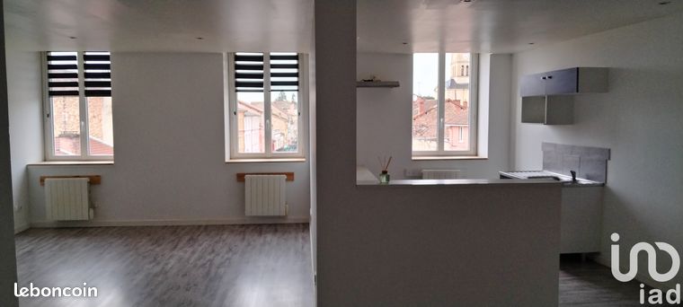 Immeuble 101 m² Chauffailles