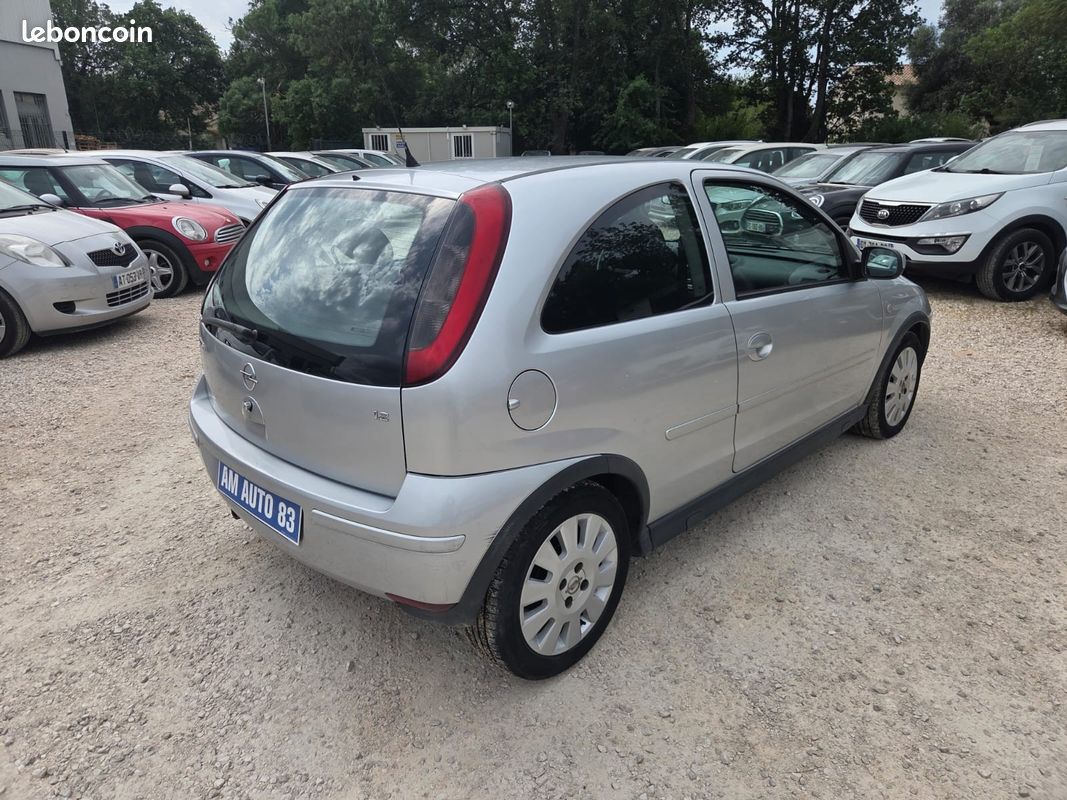 OPEL CORSA 1.2i 16V Comfort (image 4)