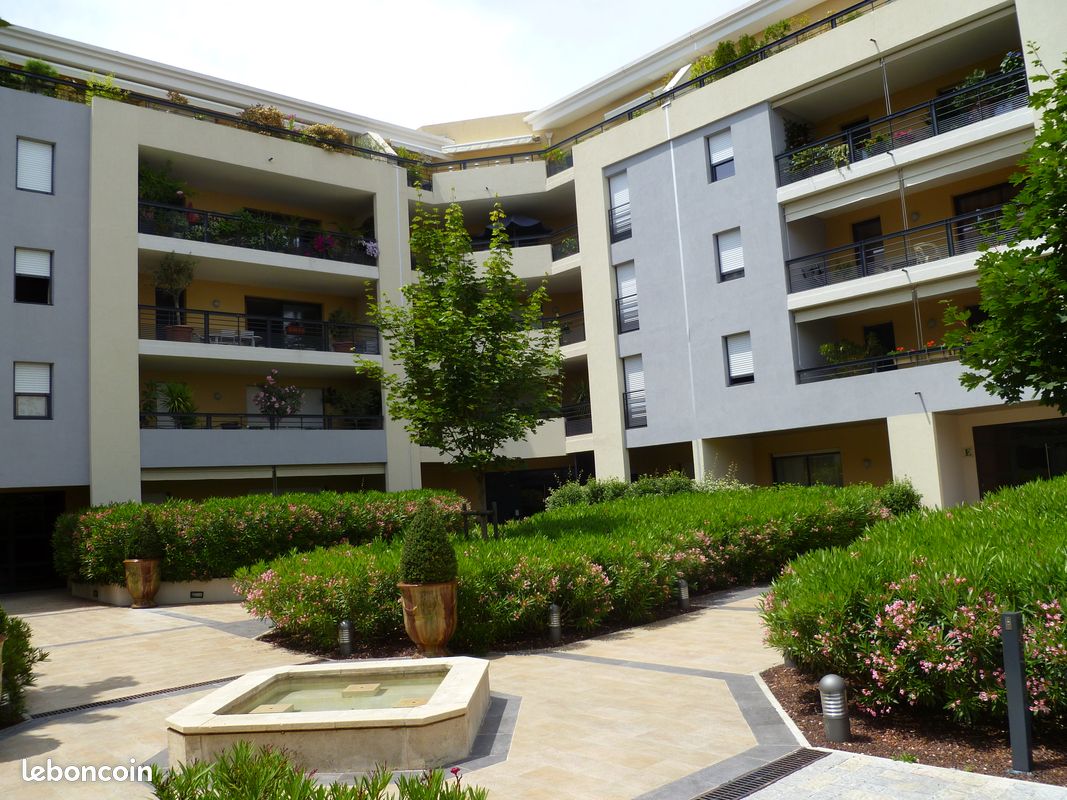 Appartement 2 pièces 51 m² · à Nîmes · 51 m² · 700 €