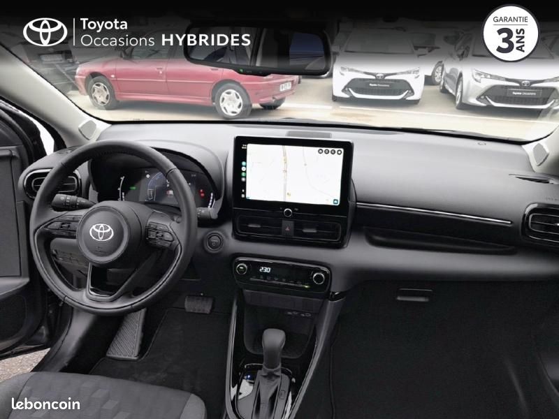 Toyota Yaris 116h Design 5p MY25 (image 8)
