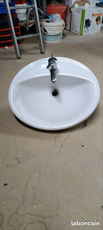 Vasque (image 1)