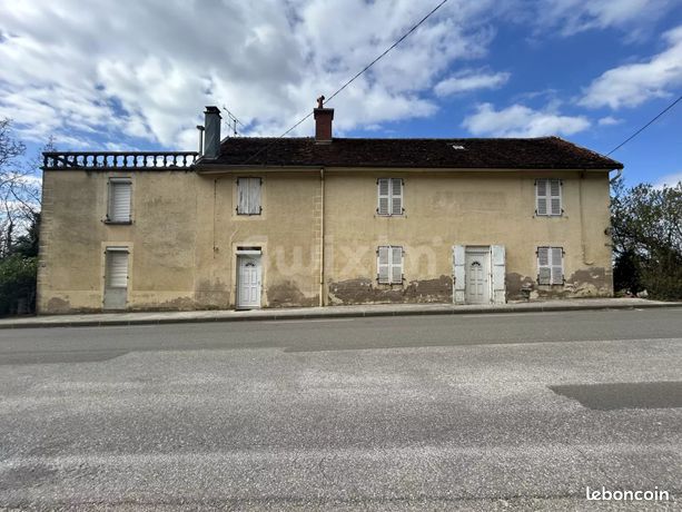 Maison de village 8 pièces 180 m²