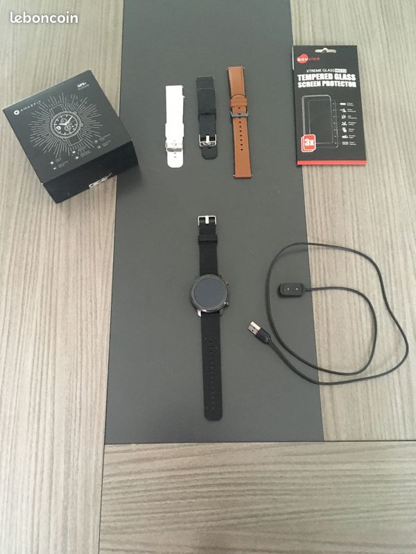 Montre connectée Amazfit GTR47 (image 1)
