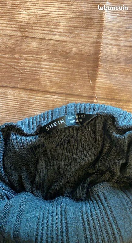 Pull/sous pull Shein (image 2)