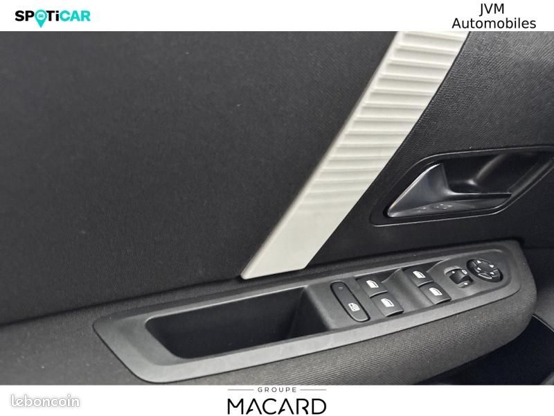 Citroen C4 1.2 PureTech 100ch S&S YOU (image 38)