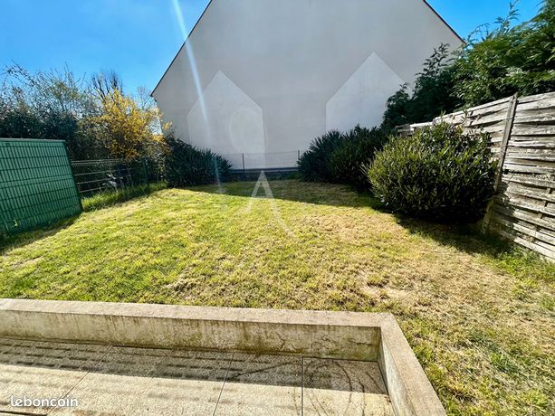 https://img.leboncoin.fr/api/v1/lbcpb1/images/22/03/31/2203315fb84651c4e432a05b9fdf9dcfb73038d0.jpg?rule=ad-image
