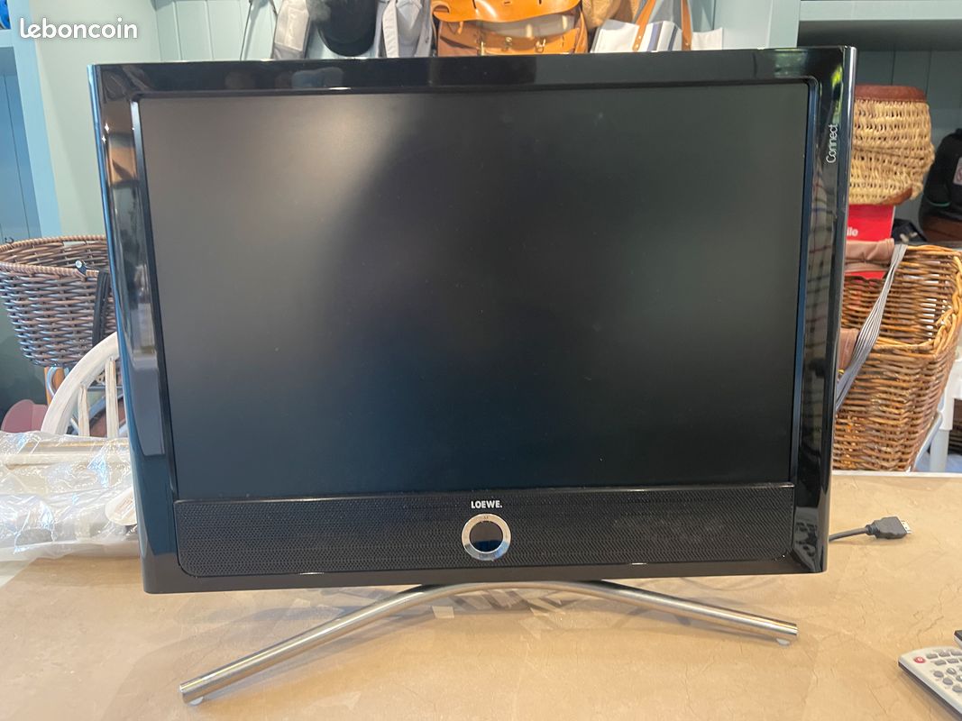 Tv loewe connect 22 SL 22” design premium parfait état Photo