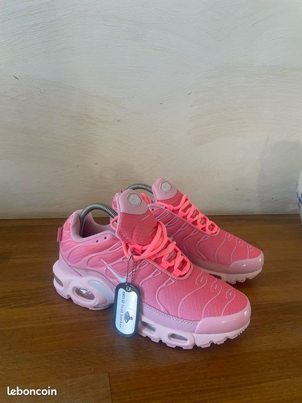 Foot Locker Nike Tuned Womens Pink Foot Locker Nike Tn Womens New