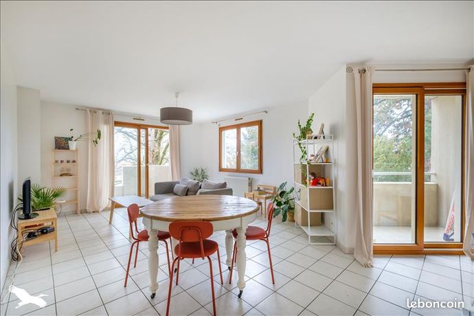 Appartement 3 pièces 74 m²