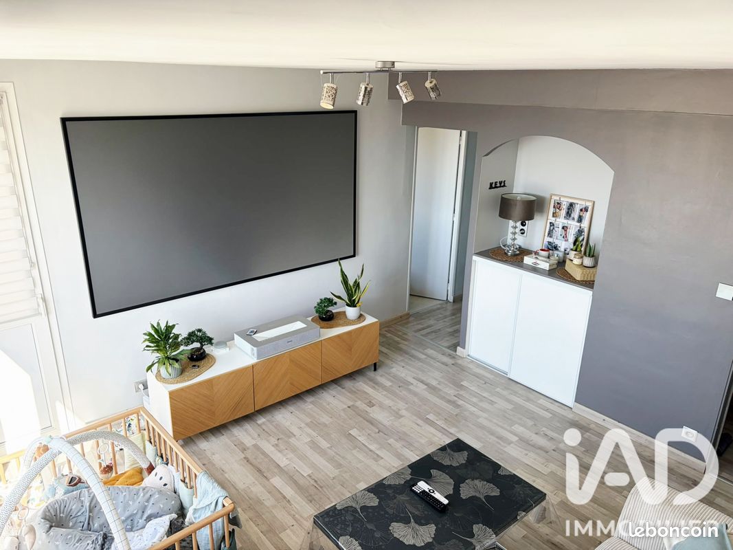 Appartement 3 pièces 55 m² · à Sainte-Savine · 55 m² · 115 000 €