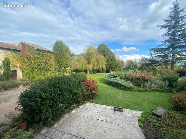 Propriété 11 pièces 260 m²
