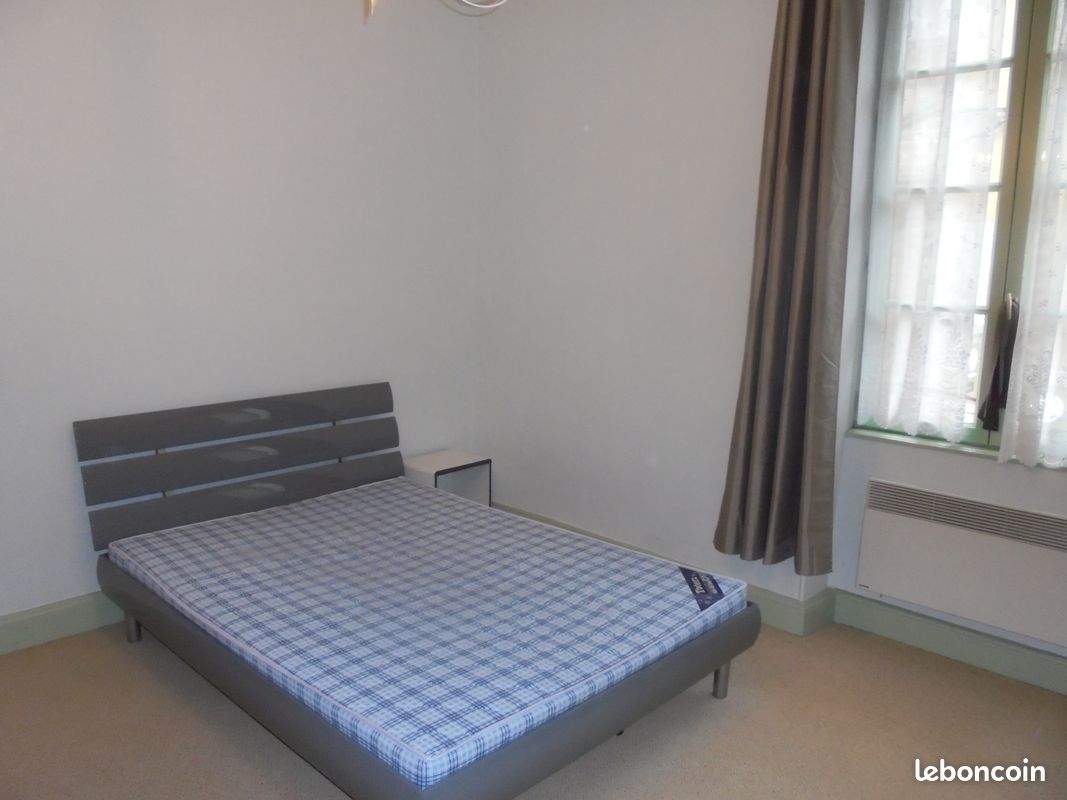 Appartement 1 pièce 26 m² · à Saint-Pourçain-sur-Sioule · 26 m² · 420 €/mois