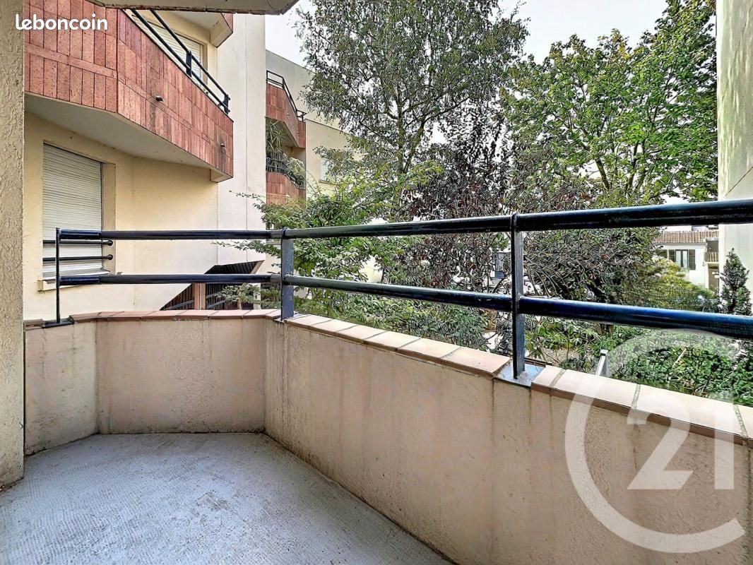 Appartement 2 pièces 49 m² · au Kremlin-Bicêtre · 49 m² · 276 000 €