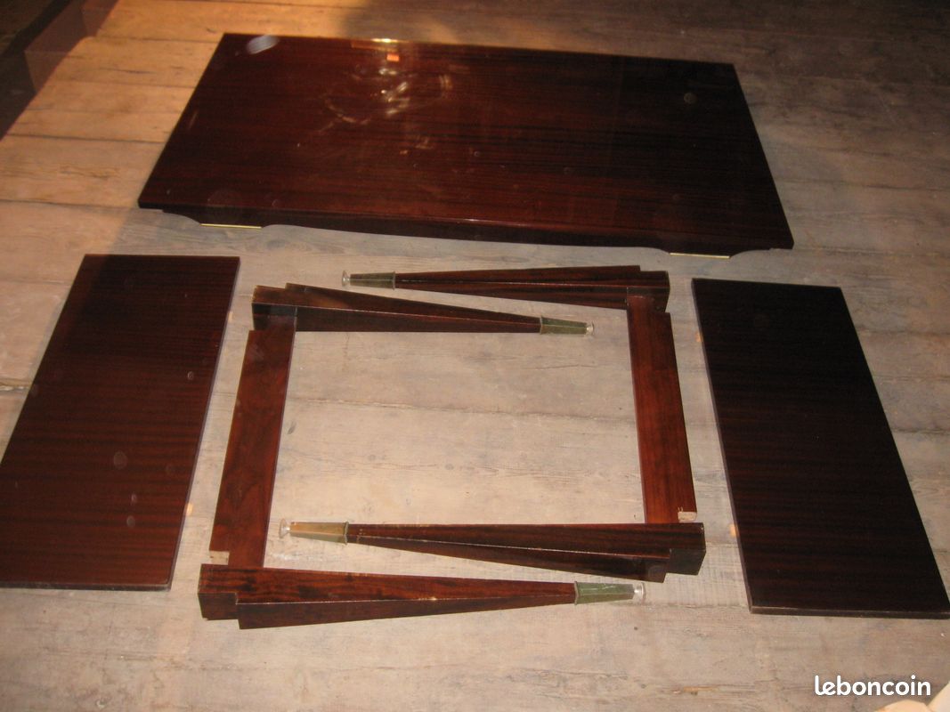 Table de séjour vitrifiée (image 2)