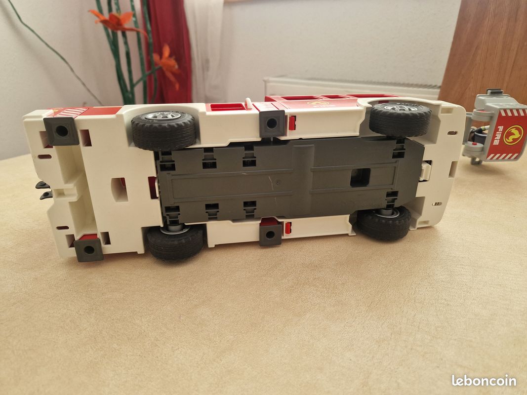 Camion de pompier avec échelle pivotante Playmobil 1.2.3 : 6967 - La