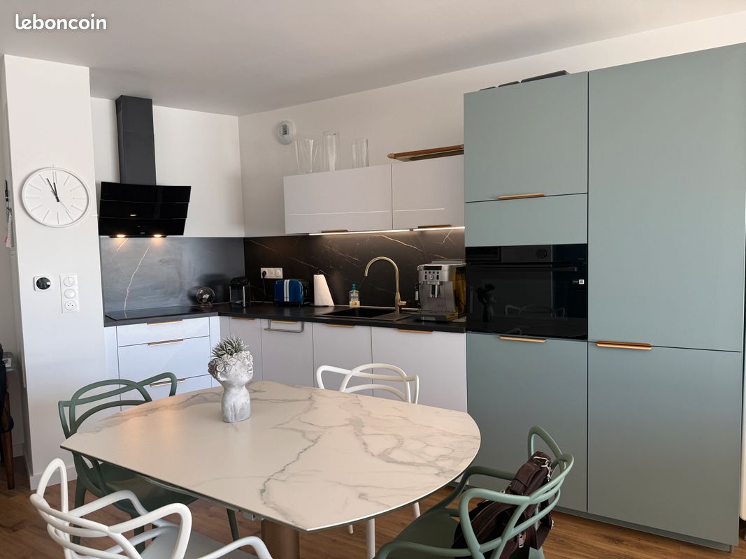 Parking 63 m² · à Montaigu-Vendée · 63 m² · 232 000 €
