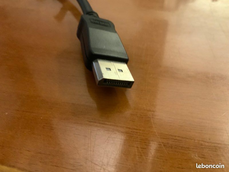 Adaptateur display port et DVI (image 1)