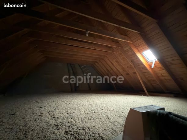 https://img.leboncoin.fr/api/v1/lbcpb1/images/22/0c/ec/220cec8146d56080aca79b6c70c81610462da81f.jpg?rule=ad-image