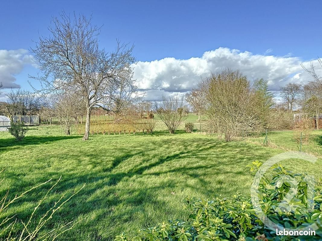 Terrain 765 m² · à Saint-Vincent-sur-Oust · 34 500 €