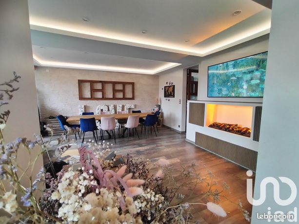 Maison 14 pièces 342 m²
