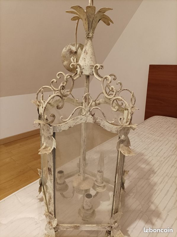 Lustre métallique (image 1)