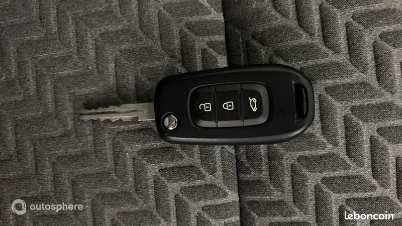 Renault Clio 1.6 E-Tech hybride 145ch Evolution (image 16)