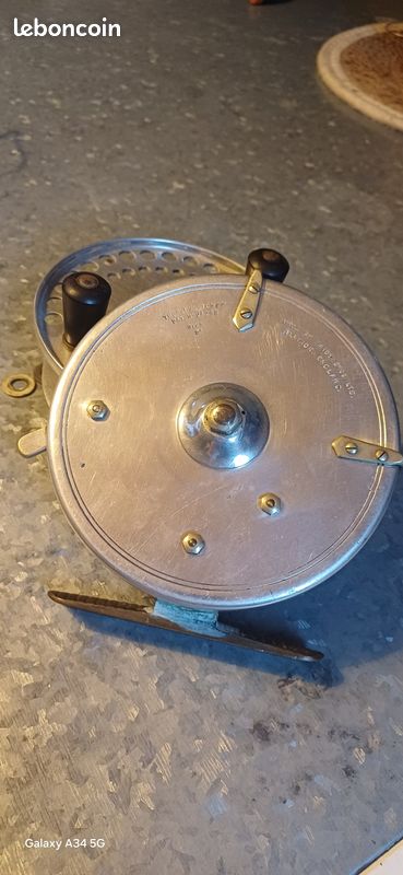 Un moulinet à fil hélicoïdal Rudge des années 30 - Canada