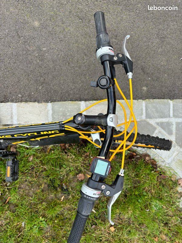 Vélo adulte tout suspendu (image 6)