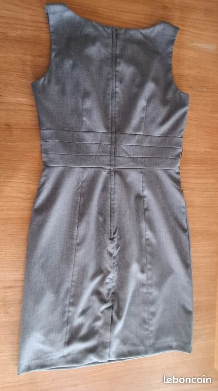 Superbe robe chasuble gris clair H&M taille 40 (image 8)