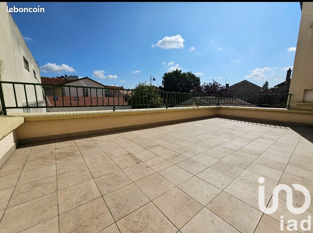 Appartement a louer  - 3 pièce(s) - 67 m2 - Surfyn